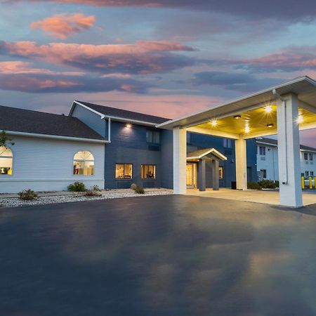 Days Inn By Wyndham Racine/Sturtevant Екстериор снимка