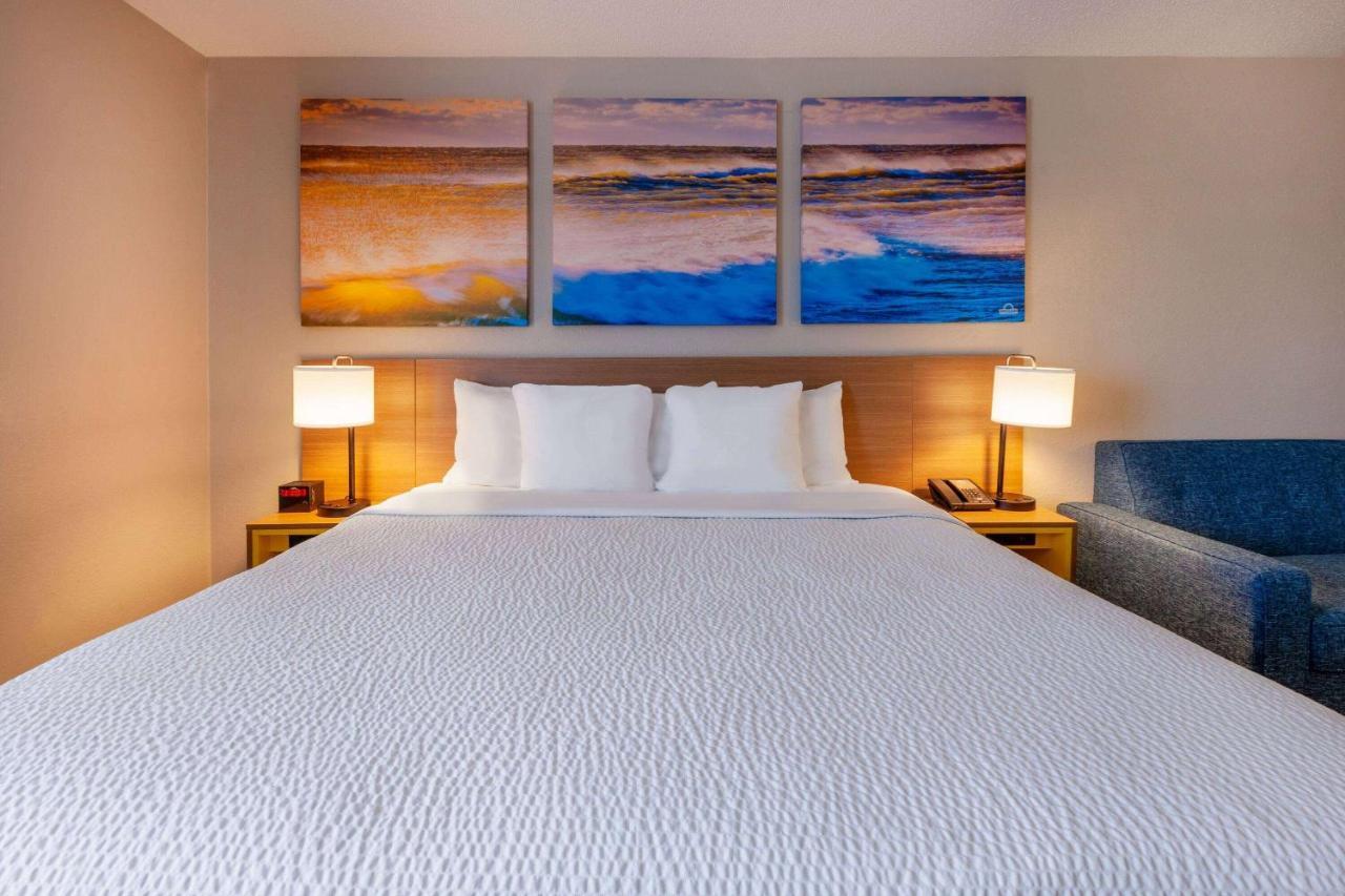 Days Inn By Wyndham Racine/Sturtevant Екстериор снимка