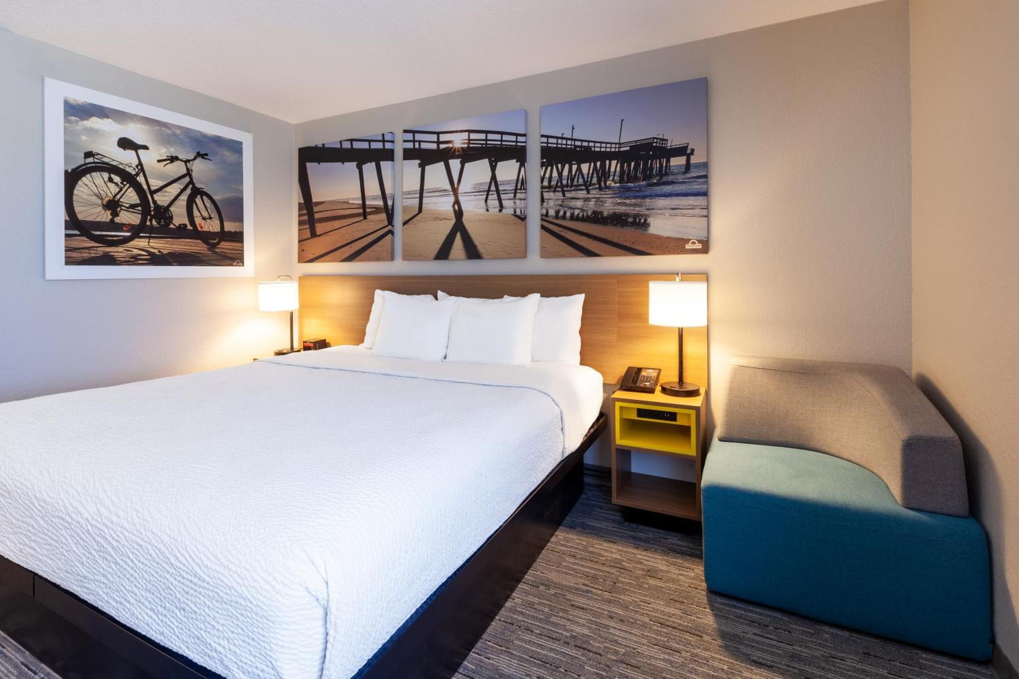 Days Inn By Wyndham Racine/Sturtevant Екстериор снимка